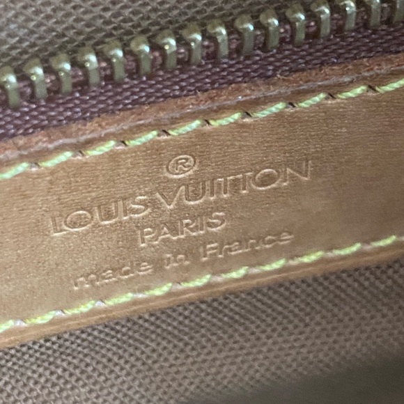 Louis Vuitton Cabas Mezzo Monogram Canvas Brown Canvas Tote Bag - Picture 12 of 13